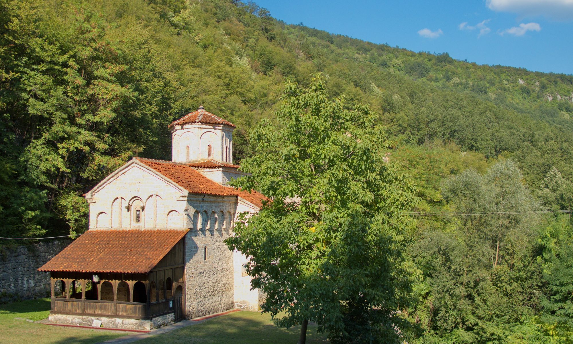 Manastir Кlisura iz 13. veka, na Moravici u ranijoj Raškoj